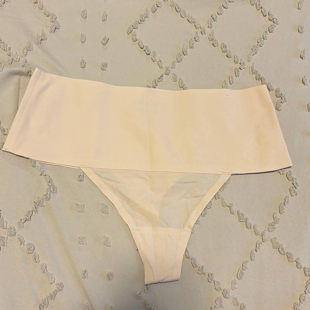 Spanx Undie-Tectable Smoothing Thong